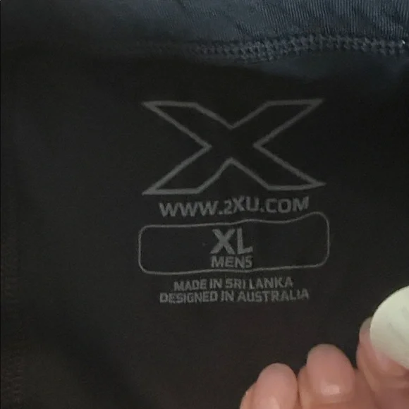 2XU - Picture 2 of 4